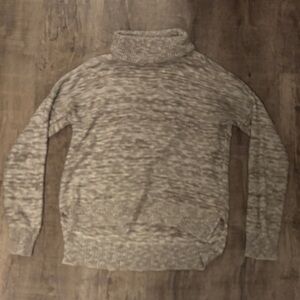 Women’s beige Sweater